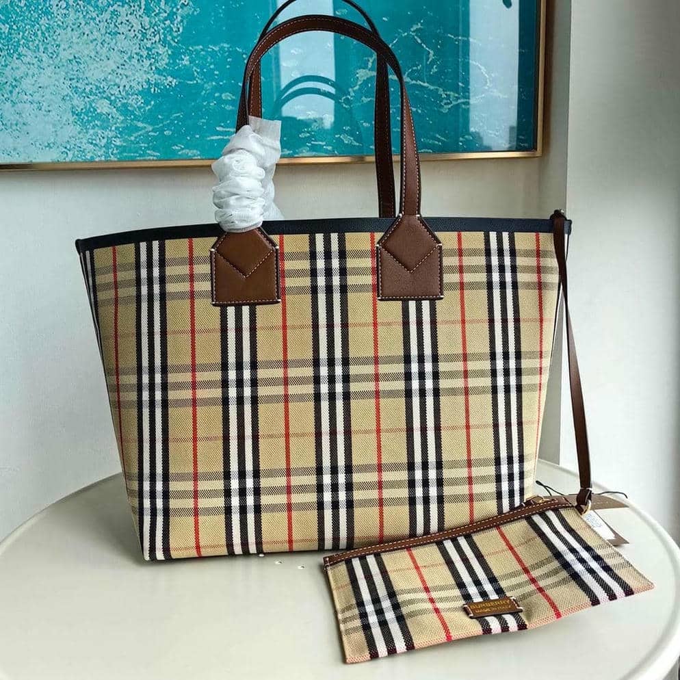Burberry Bag 131